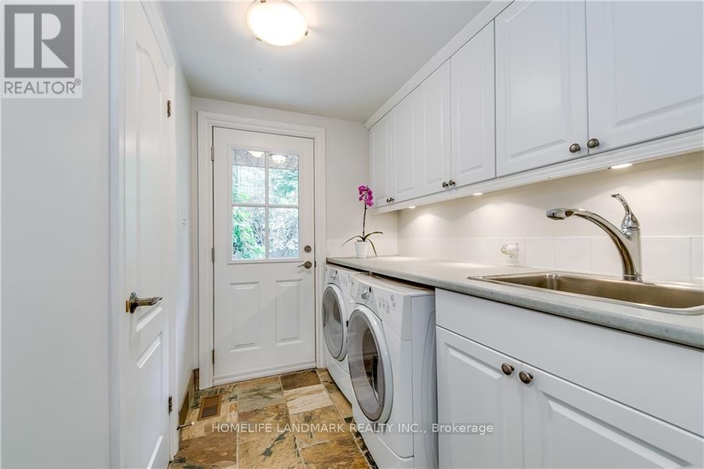 282 Gatestone Avenue, Oakville, Ontario  L6J 5R9 - Photo 17 - W12932750