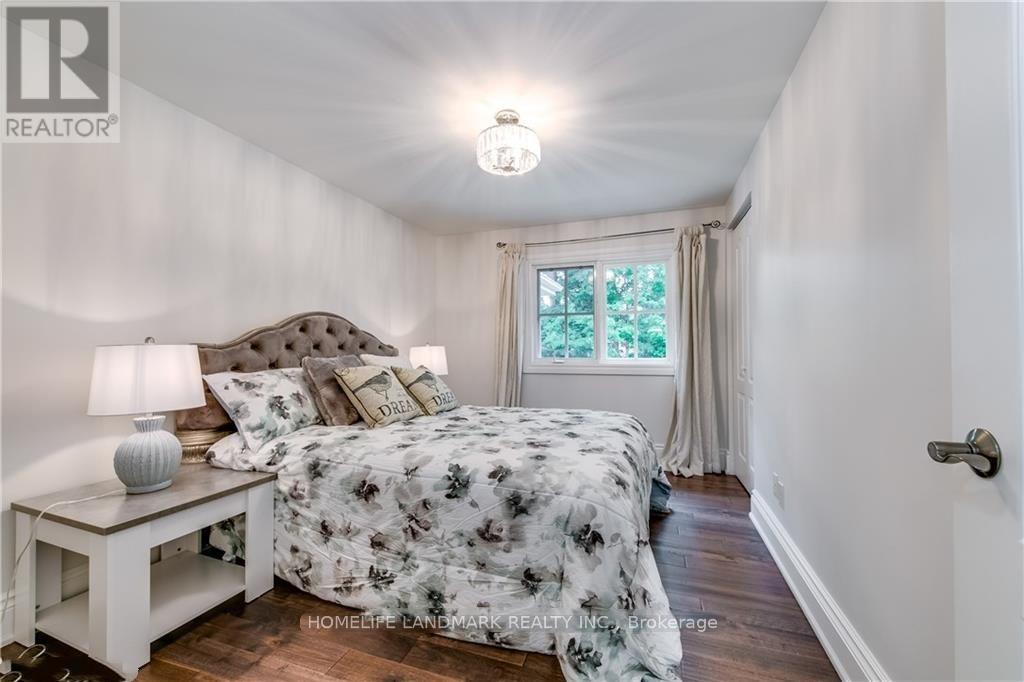 282 Gatestone Avenue, Oakville, Ontario  L6J 5R9 - Photo 23 - W12932750