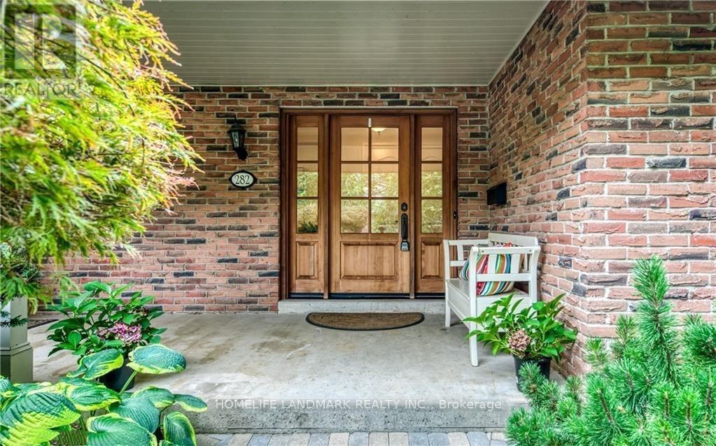 282 Gatestone Avenue, Oakville, Ontario  L6J 5R9 - Photo 3 - W12932750
