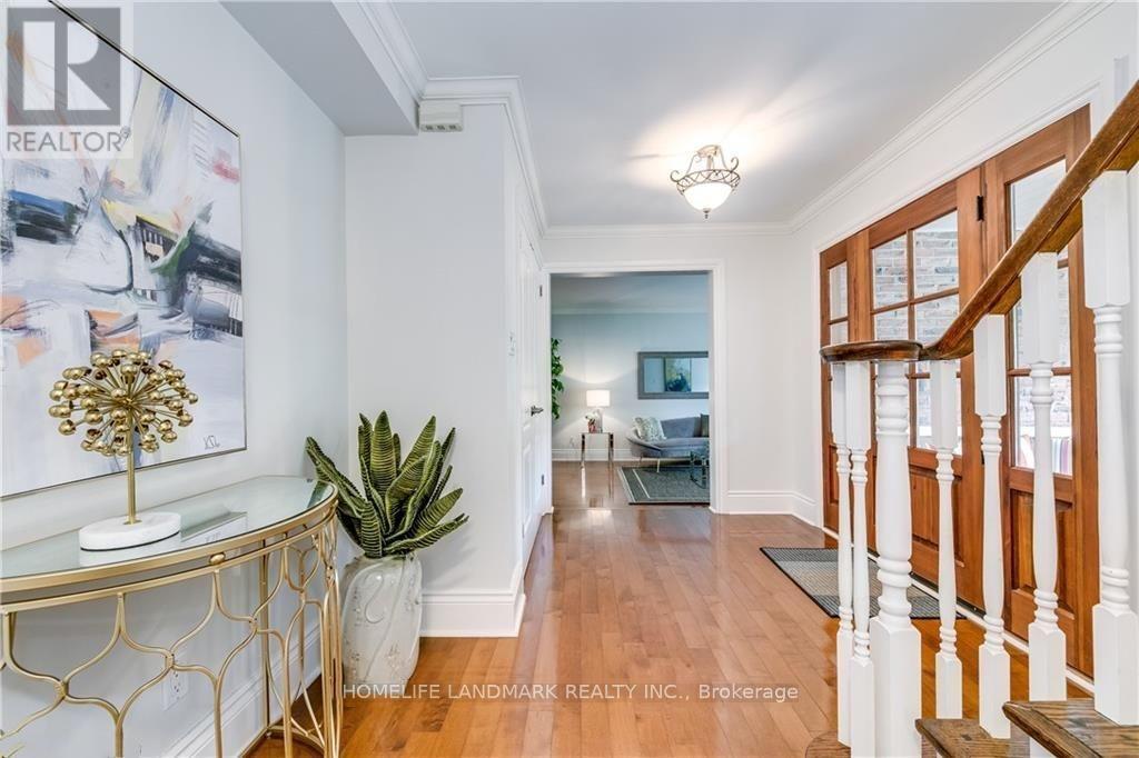 282 Gatestone Avenue, Oakville, Ontario  L6J 5R9 - Photo 4 - W12932750