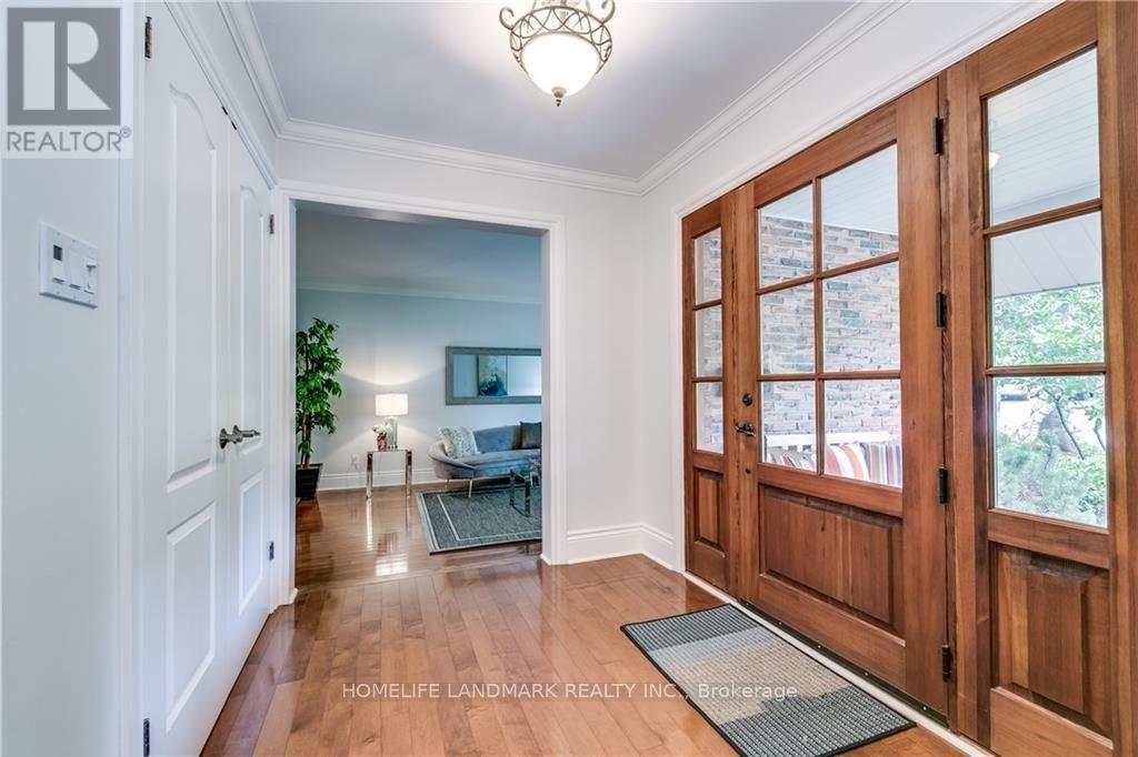 282 Gatestone Avenue, Oakville, Ontario  L6J 5R9 - Photo 5 - W12932750