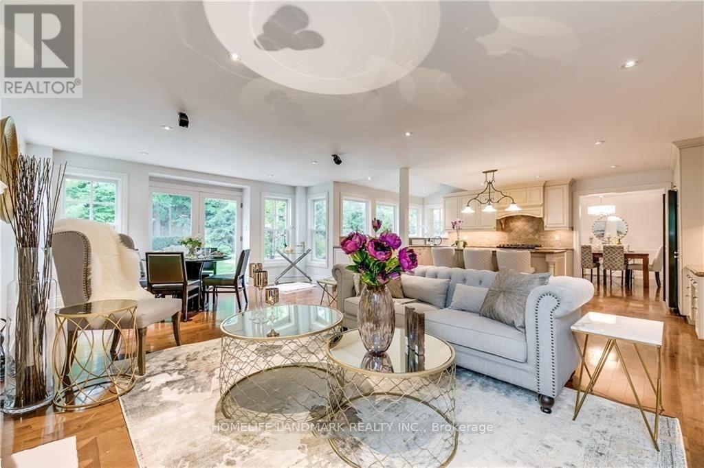 282 Gatestone Avenue, Oakville, Ontario  L6J 5R9 - Photo 9 - W12932750