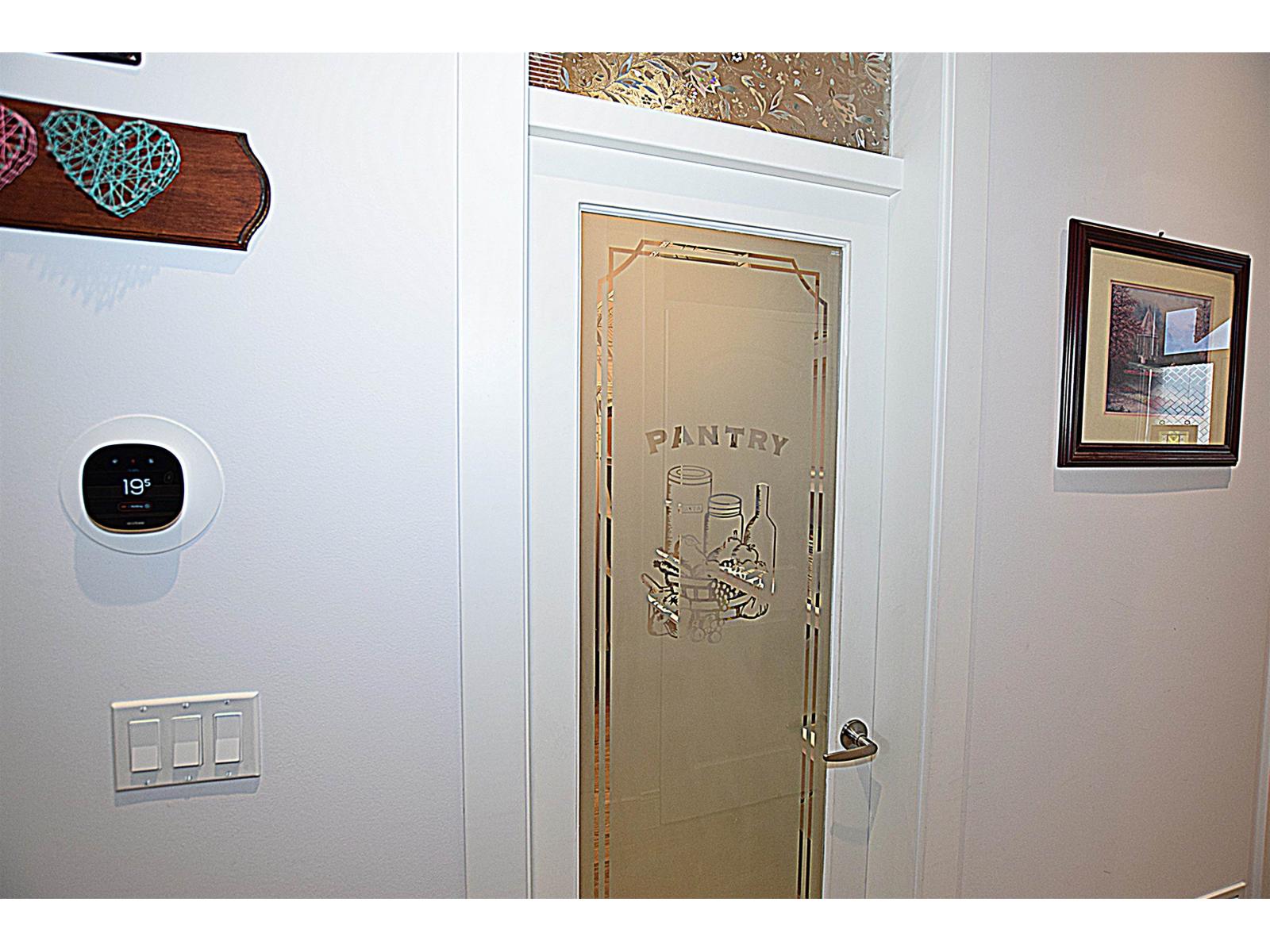 4376 Stephen Leacock Drive, Abbotsford, British Columbia  V3G 0G1 - Photo 10 - R3104356