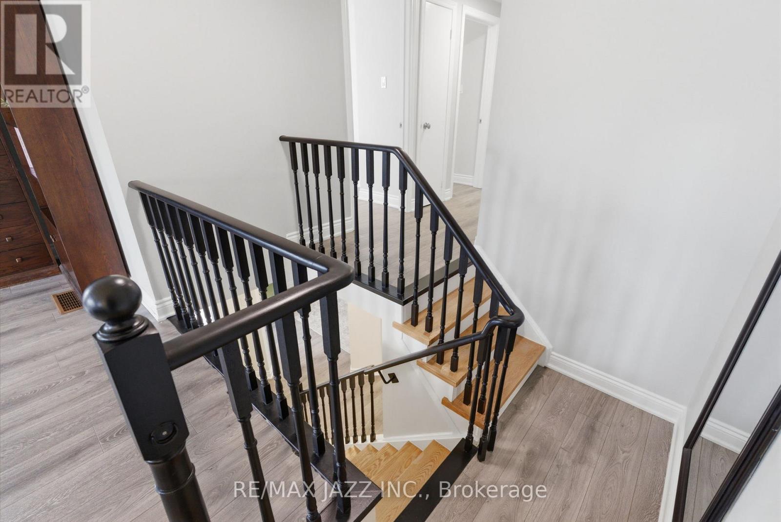 222 Sandringham Drive, Clarington, Ontario  L1E 2A2 - Photo 24 - E12890570