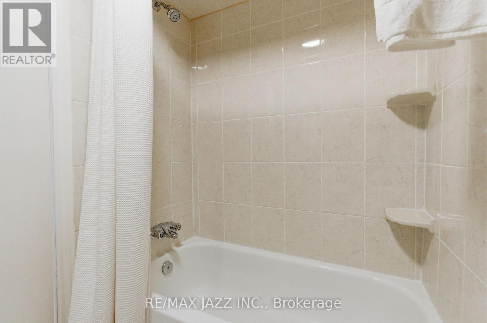 222 Sandringham Drive, Clarington, Ontario  L1E 2A2 - Photo 29 - E12890570