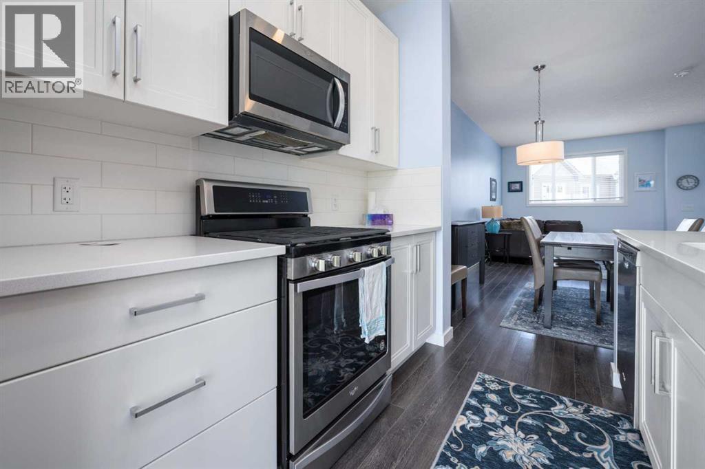 100 Copperstone Villas SE, Calgary, Alberta  T2Z 5E3 - Photo 5 - A2291995