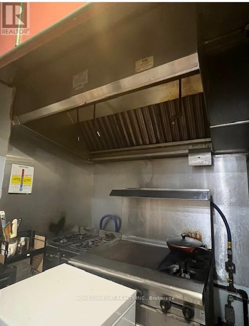 466 Dawes Road, Toronto, Ontario  M4B 2E9 - Photo 2 - E12932758