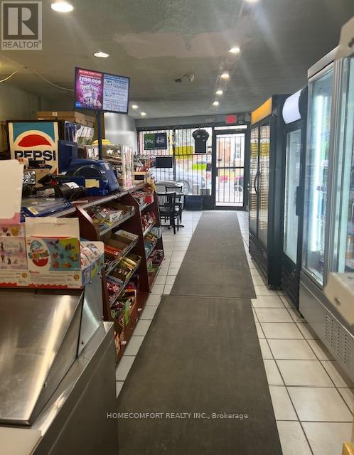 466 Dawes Road, Toronto, Ontario  M4B 2E9 - Photo 5 - E12932758