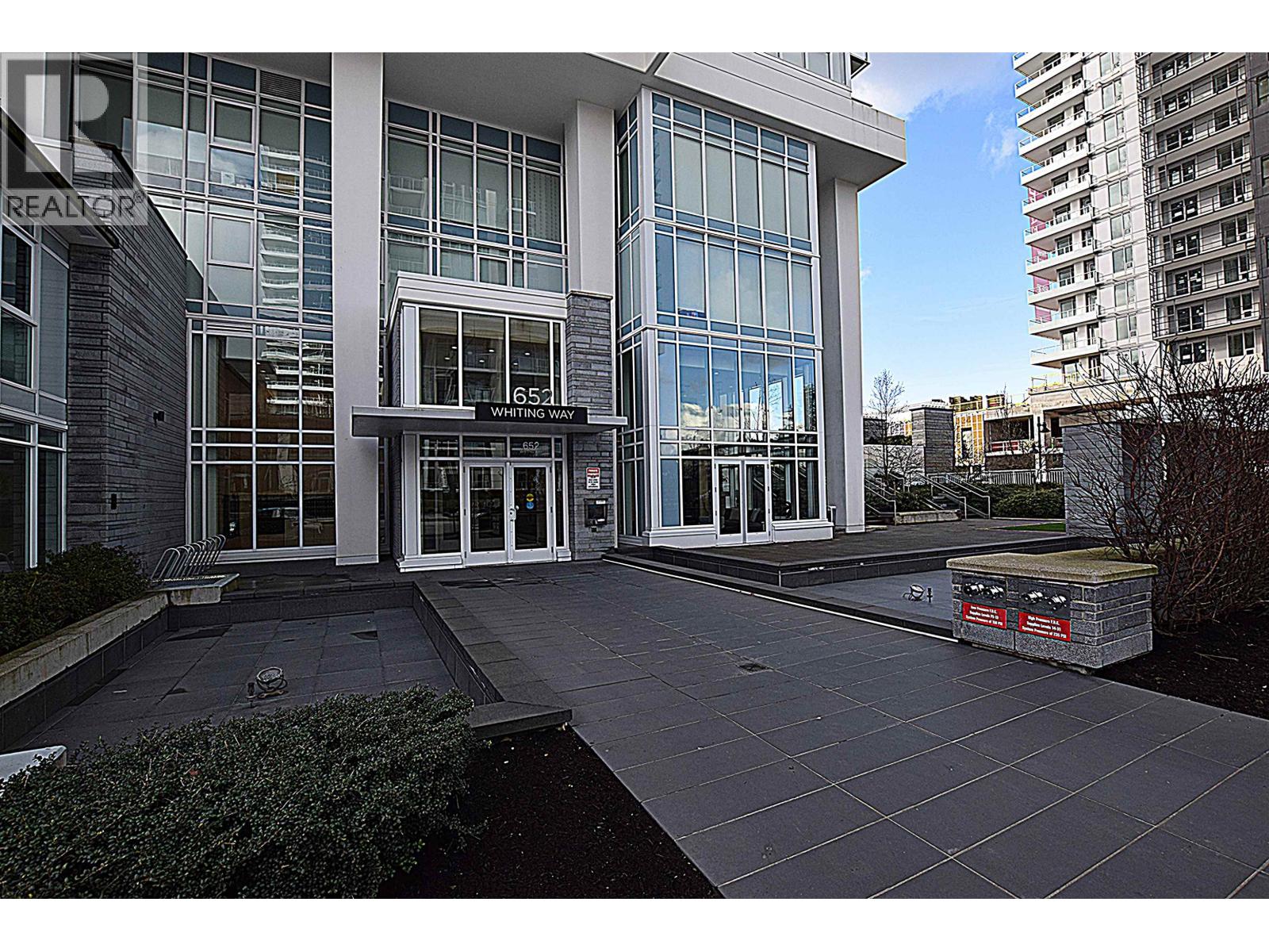 605 652 WHITING WAY, Coquitlam, British Columbia