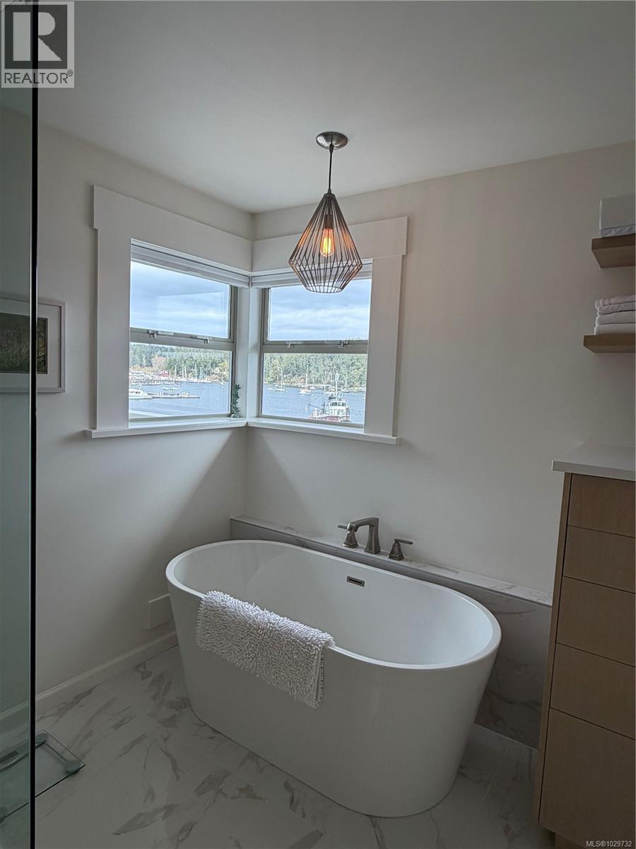 9 111 Fulford-Ganges Rd, Salt Spring, British Columbia  V8K 2T9 - Photo 33 - 1029732