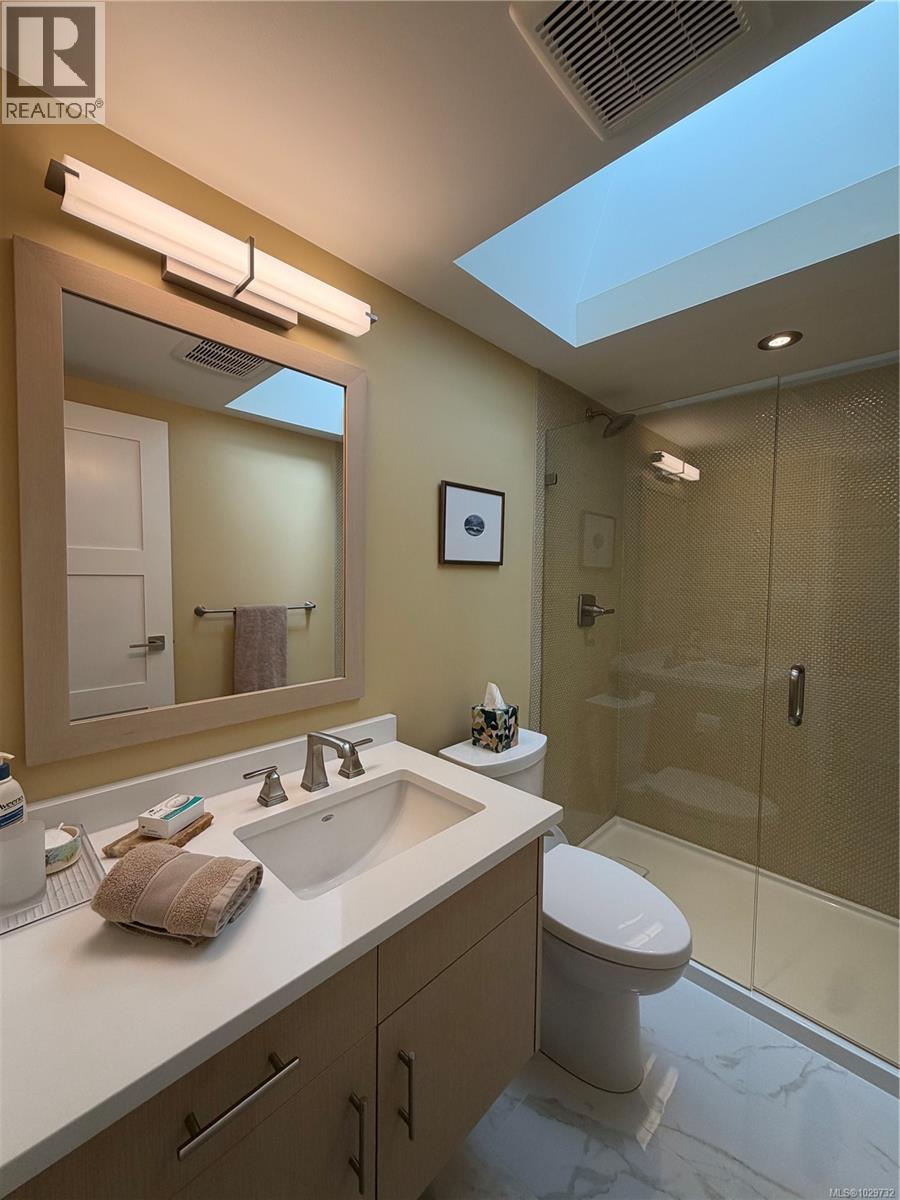 9 111 Fulford-Ganges Rd, Salt Spring, British Columbia  V8K 2T9 - Photo 43 - 1029732