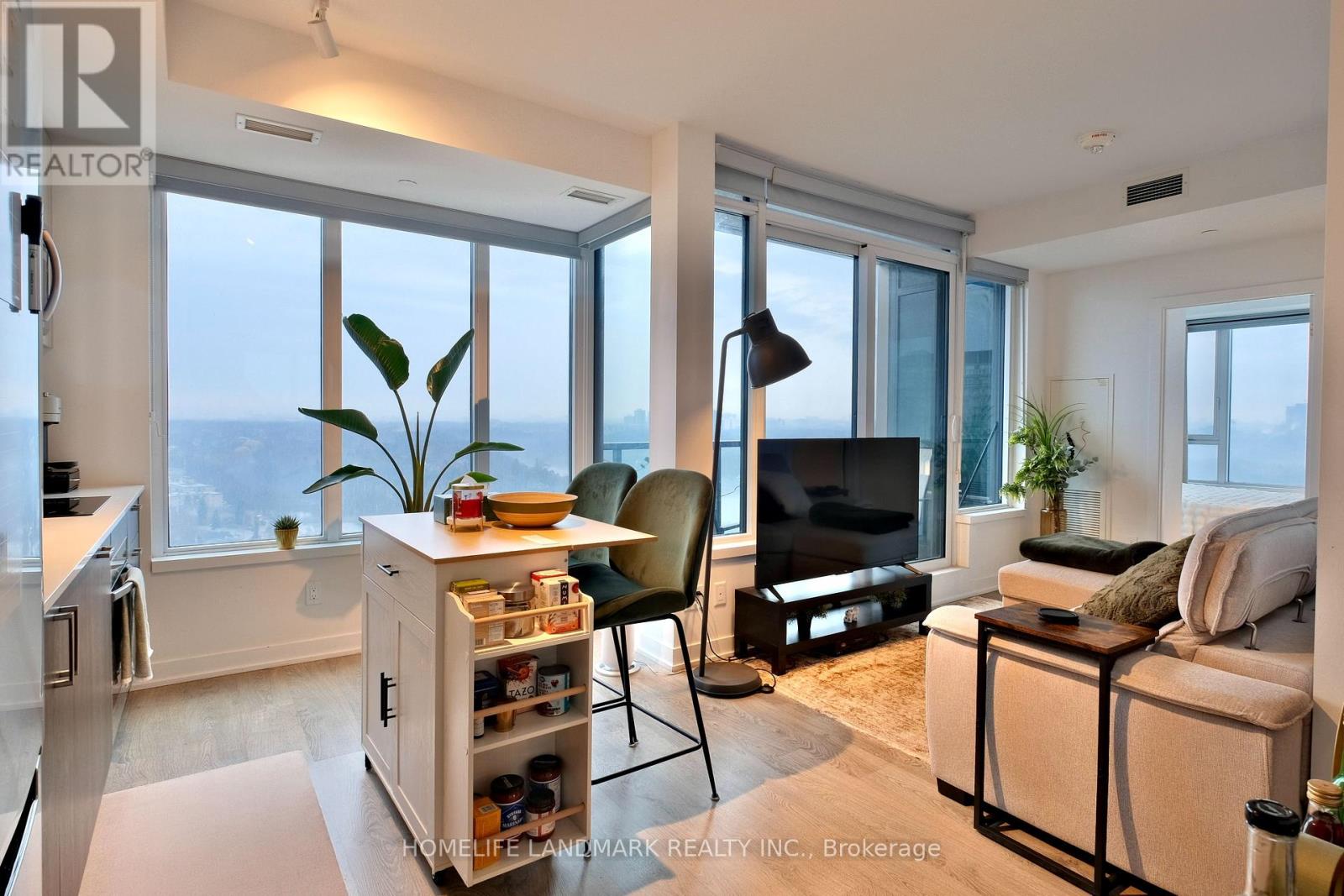 2802 - 1926 LAKESHORE BOULEVARD W, Toronto, Ontario