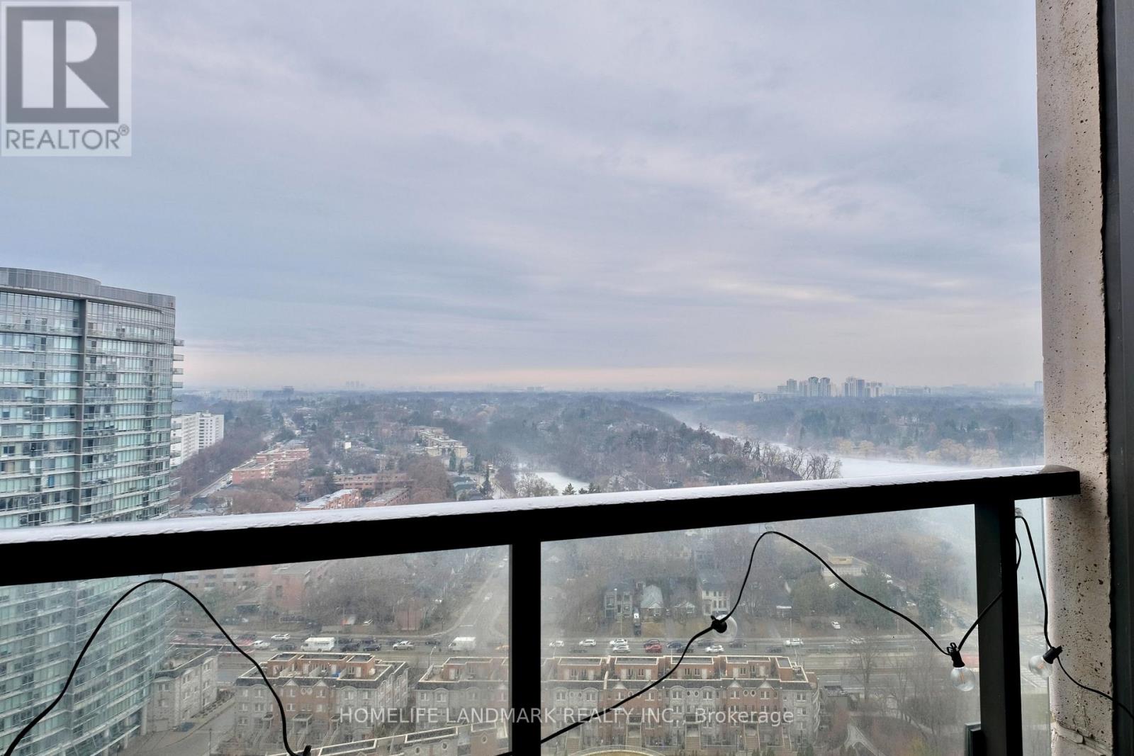 2802 - 1926 Lakeshore Boulevard W, Toronto, Ontario  M6S 1A1 - Photo 12 - W12932738