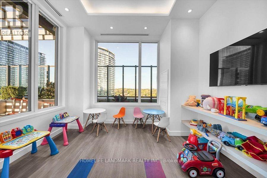 2802 - 1926 Lakeshore Boulevard W, Toronto, Ontario  M6S 1A1 - Photo 25 - W12932738