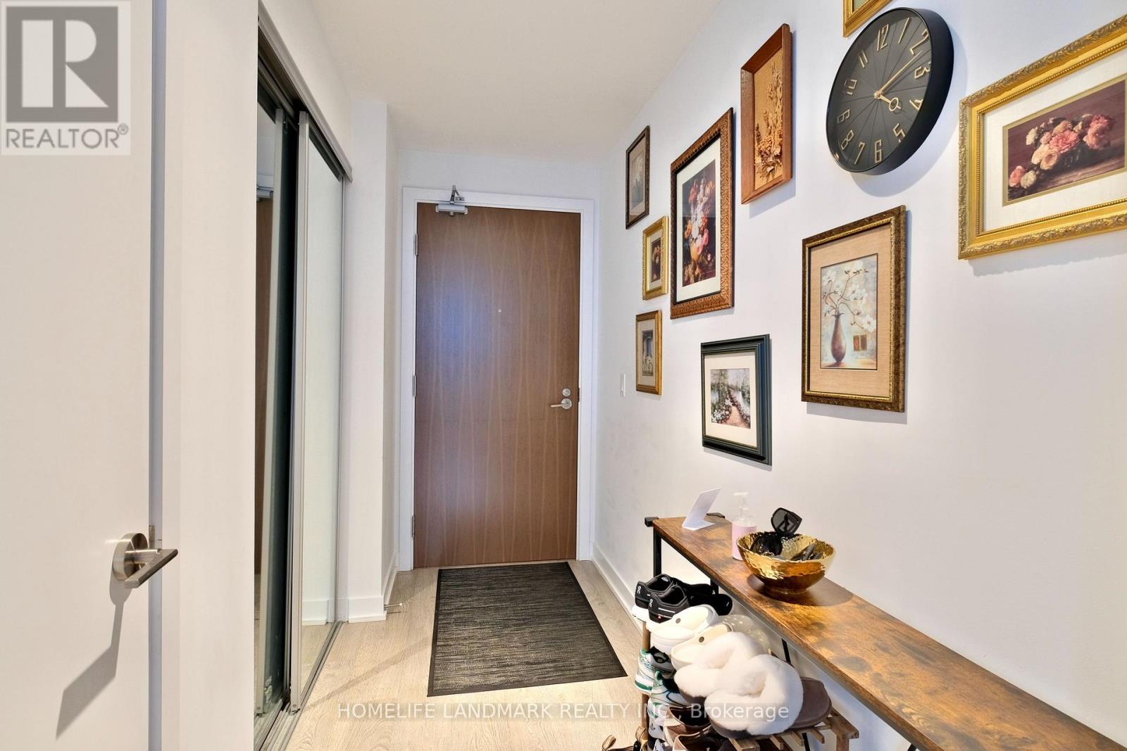 2802 - 1926 Lakeshore Boulevard W, Toronto, Ontario  M6S 1A1 - Photo 4 - W12932738