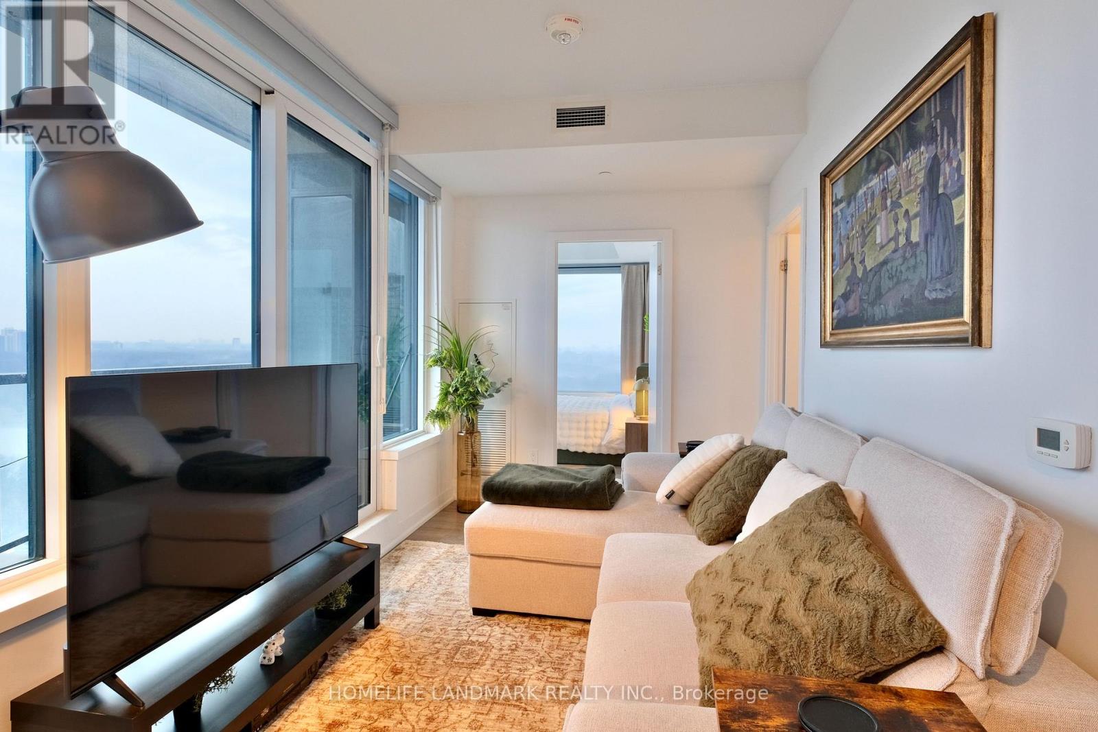 2802 - 1926 Lakeshore Boulevard W, Toronto, Ontario  M6S 1A1 - Photo 6 - W12932738