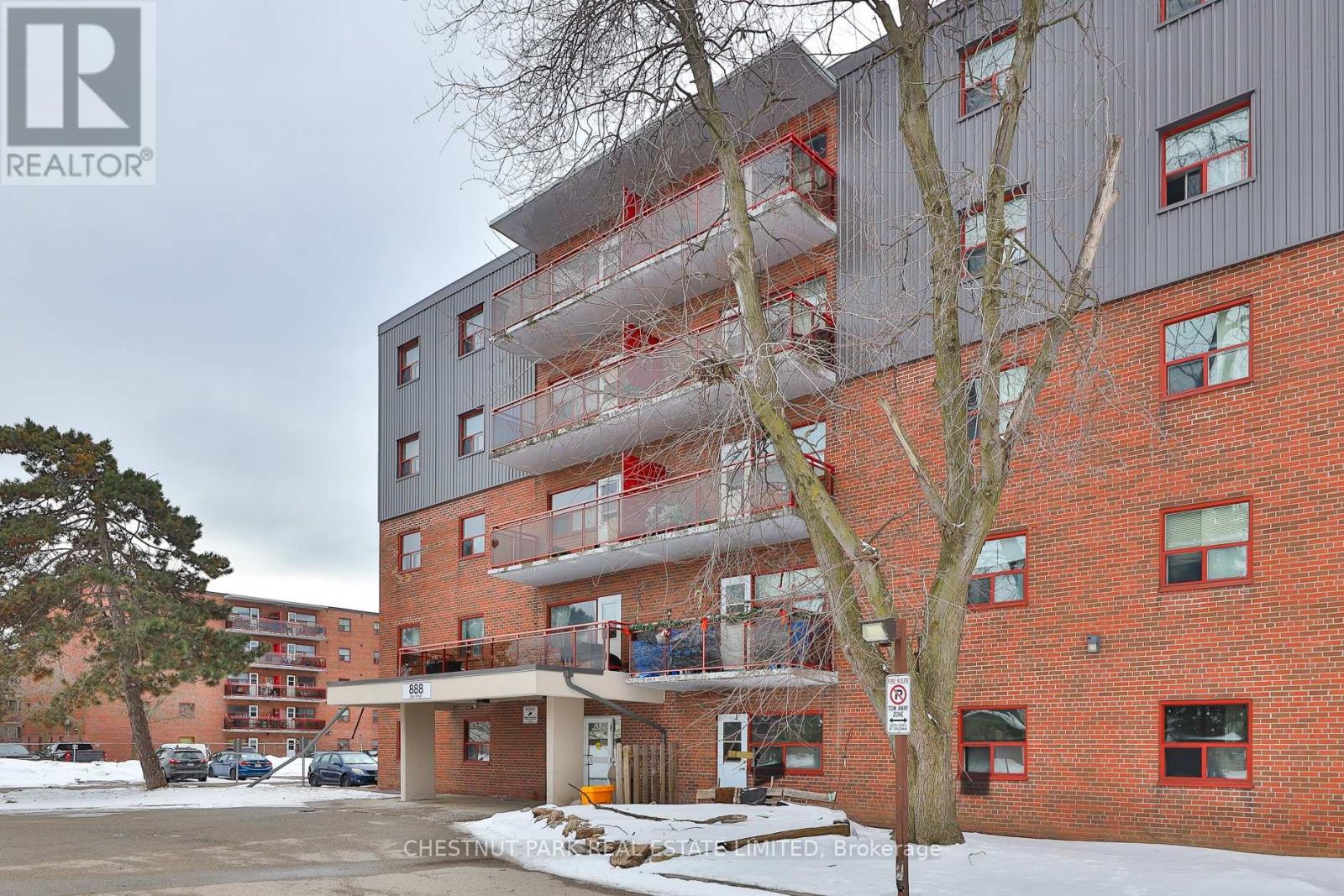 319 - 888 GLEN STREET, Oshawa, Ontario