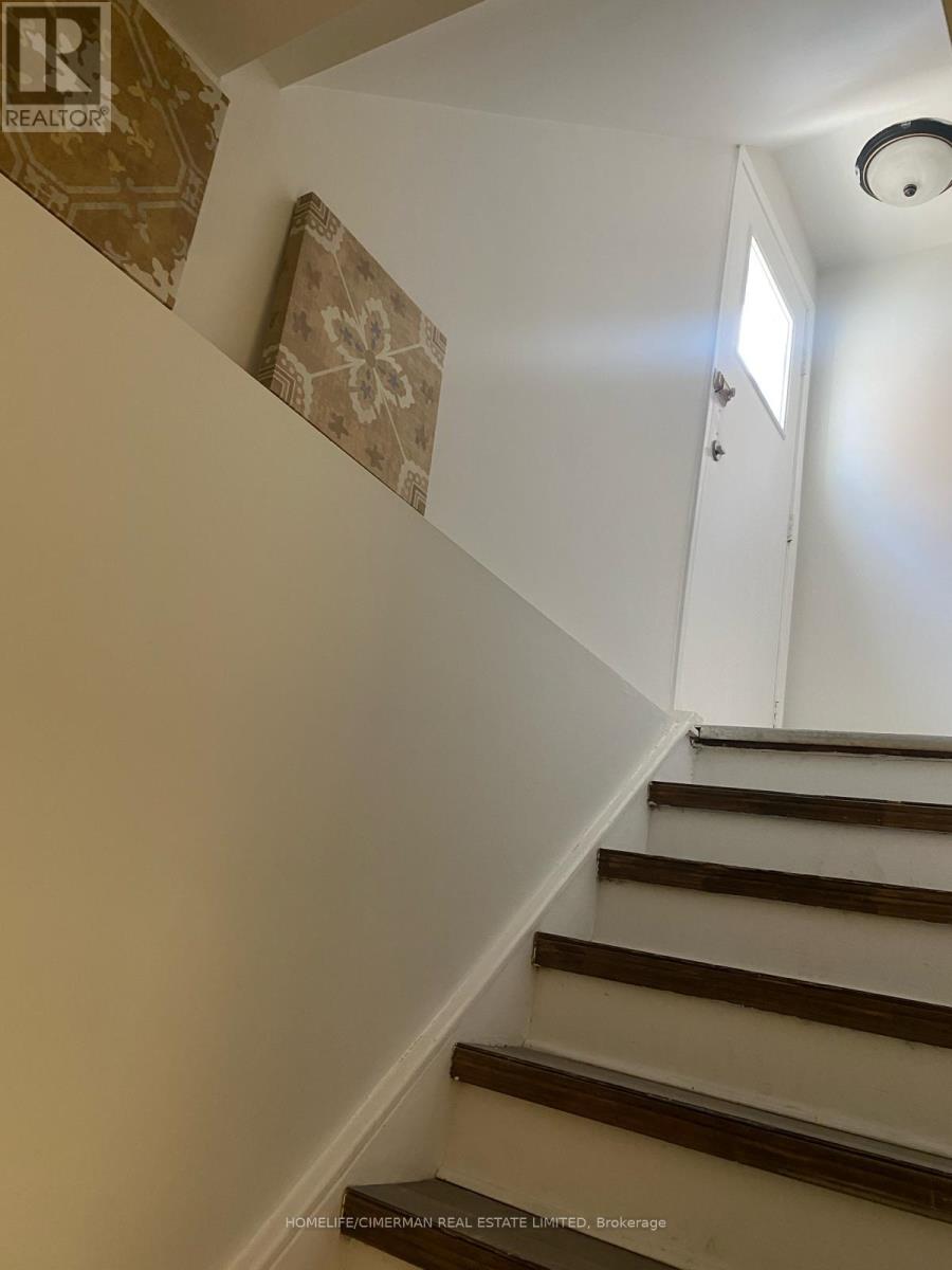 Lower - 45 Don Head Village Boulevard, Richmond Hill, Ontario L4C 7M7 - Photo 2 - N12932776