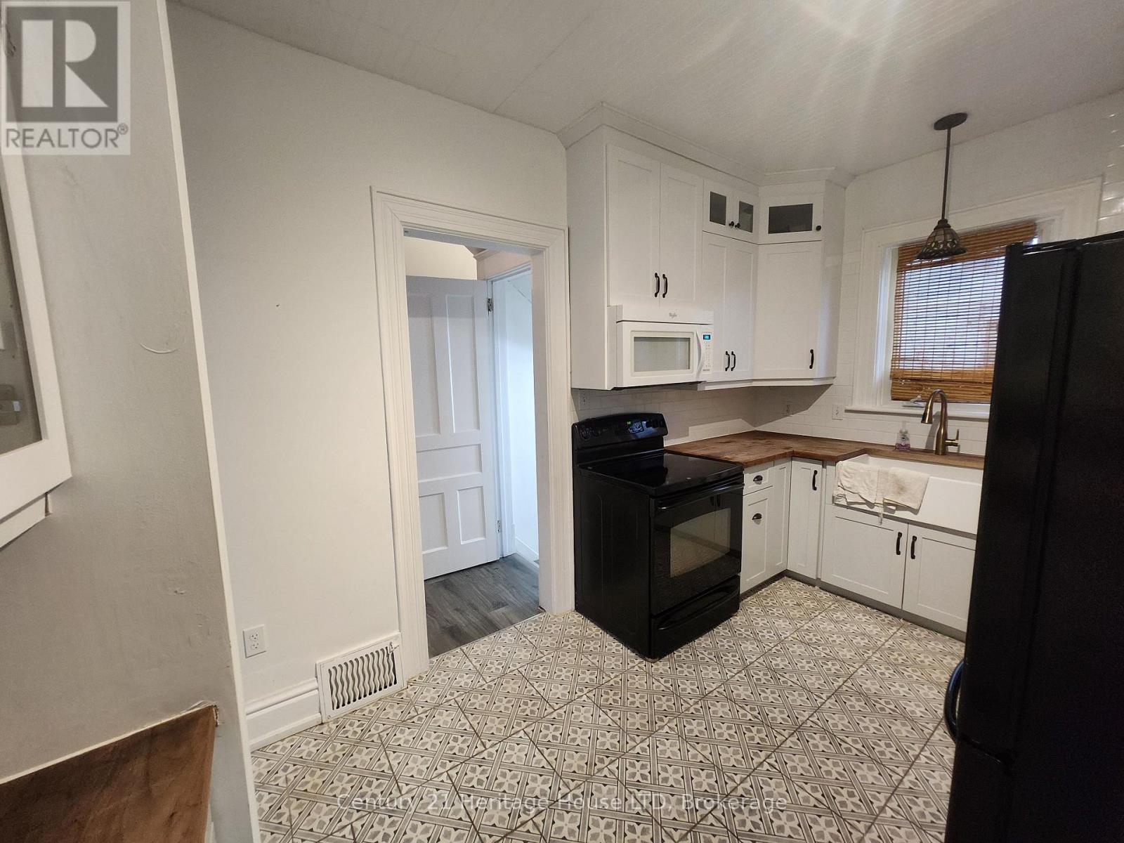 8269 Willoughby Drive, Niagara Falls, Ontario  L2G 6X4 - Photo 14 - X12932778