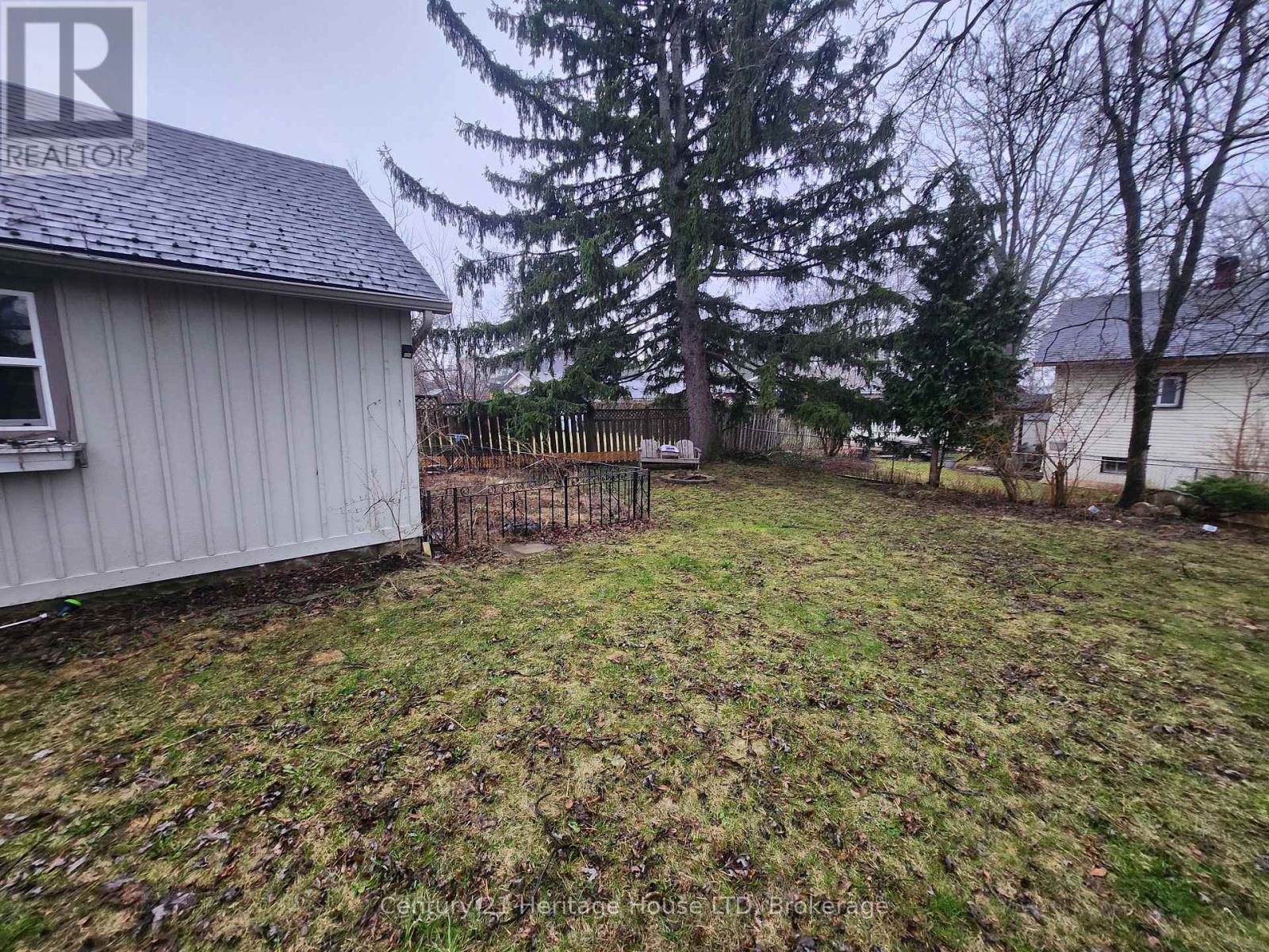 8269 Willoughby Drive, Niagara Falls, Ontario  L2G 6X4 - Photo 28 - X12932778