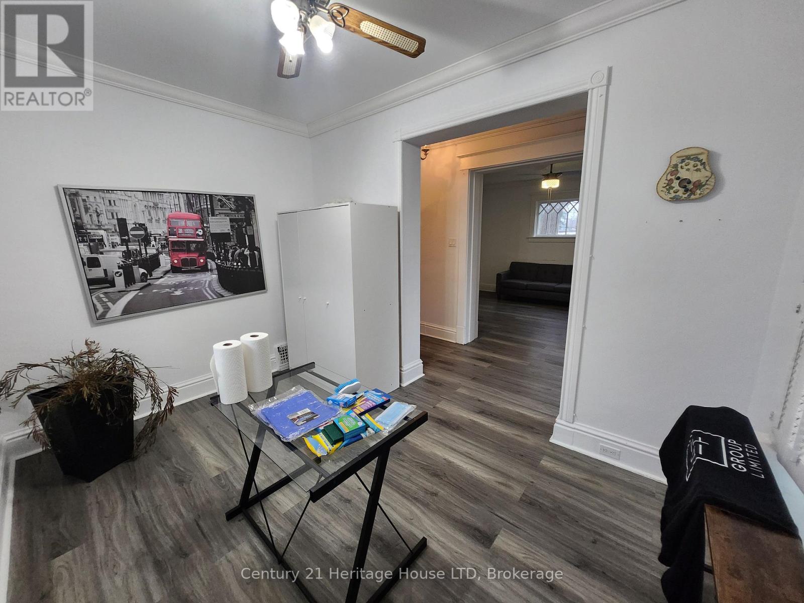 8269 Willoughby Drive, Niagara Falls, Ontario  L2G 6X4 - Photo 5 - X12932778