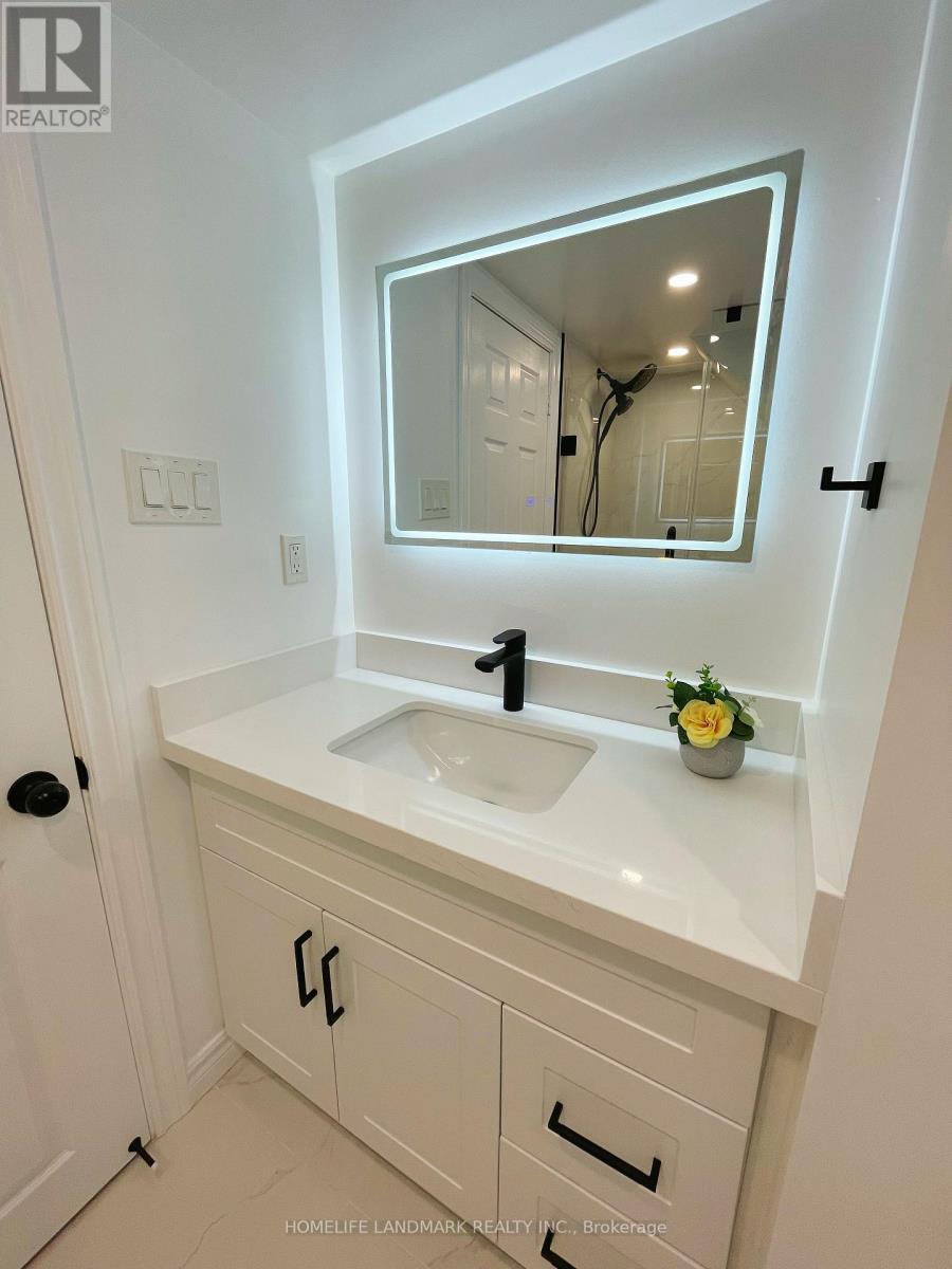 Lower - 81 Celestine Drive, Toronto, Ontario  M9R 3N6 - Photo 11 - W12932782