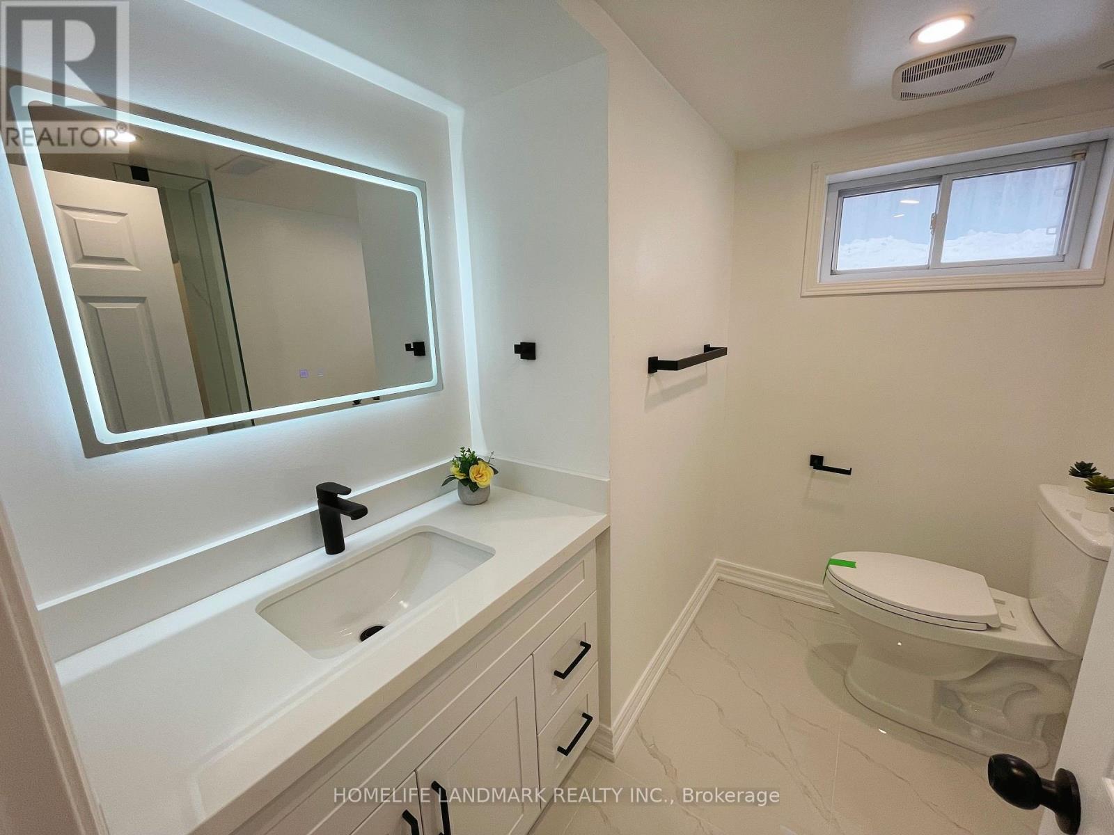 Lower - 81 Celestine Drive, Toronto, Ontario  M9R 3N6 - Photo 8 - W12932782