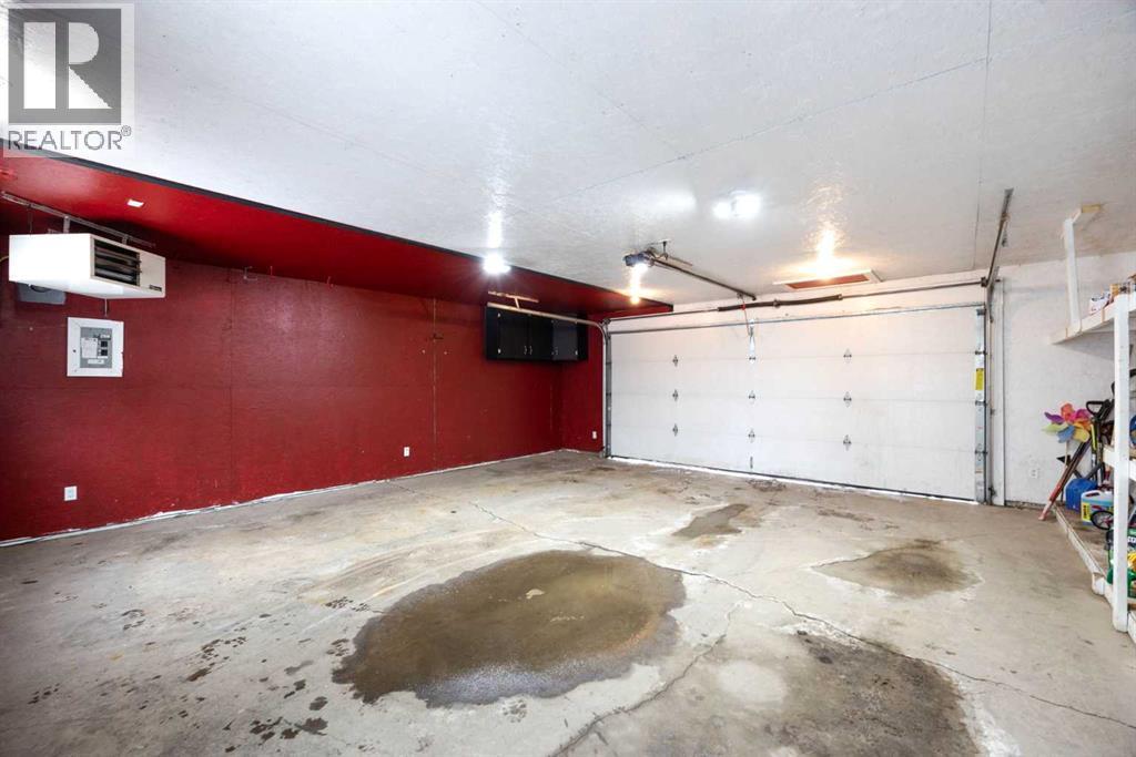 209 Pickles Crescent, Fort Mcmurray, Alberta  T9K 2T7 - Photo 31 - A2288698