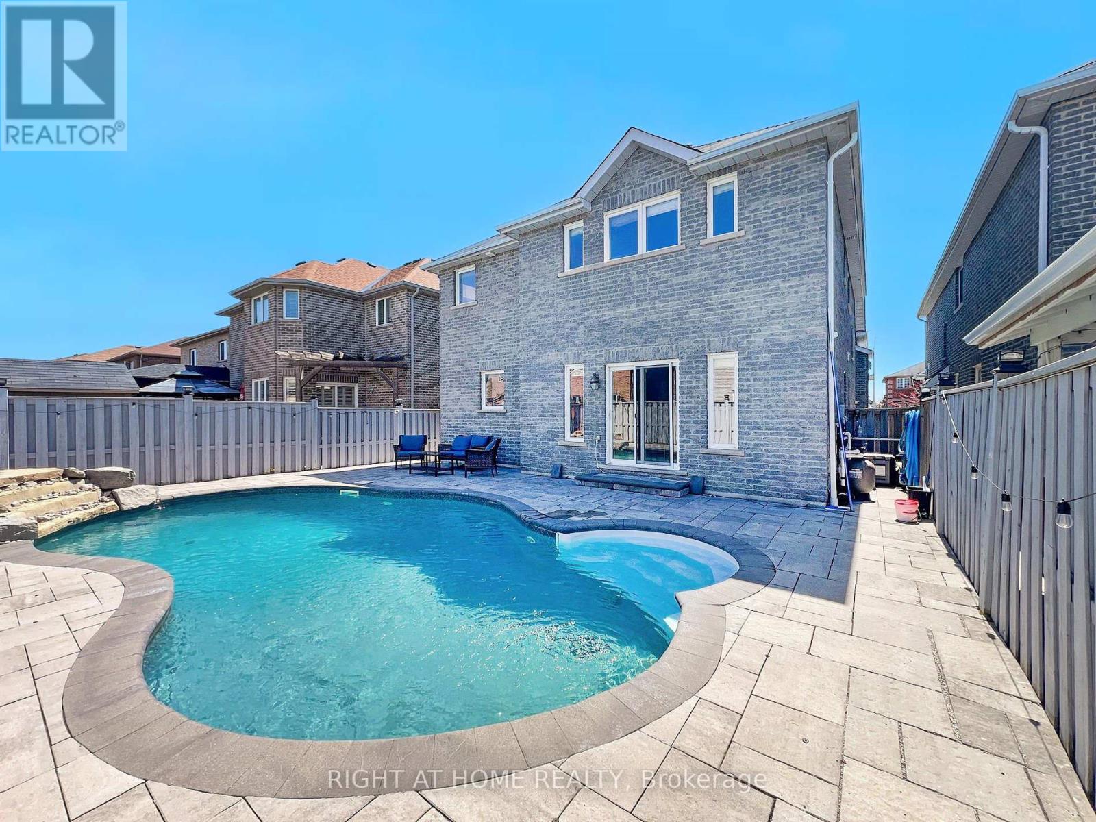 1342 Corm Street, Innisfil, Ontario L9S 0B2 - Photo 30 - N12931480