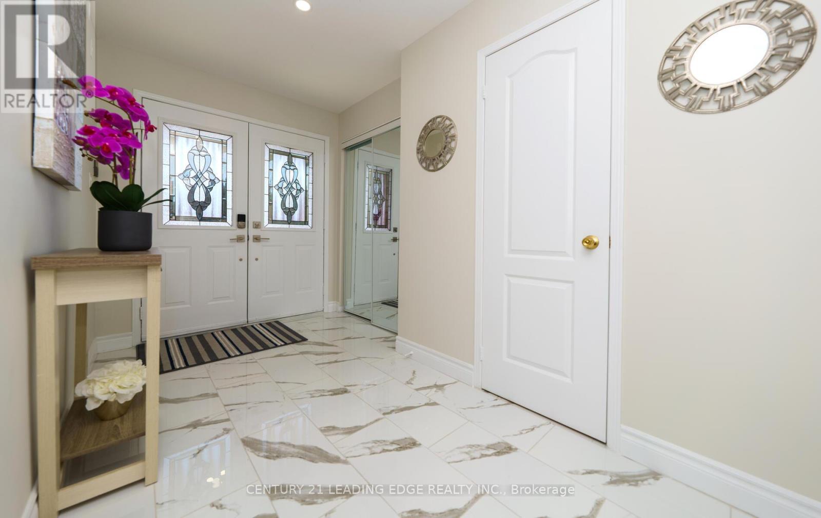 10 Pardon Avenue, Whitby, Ontario  L1P 1V1 - Photo 7 - E12931784