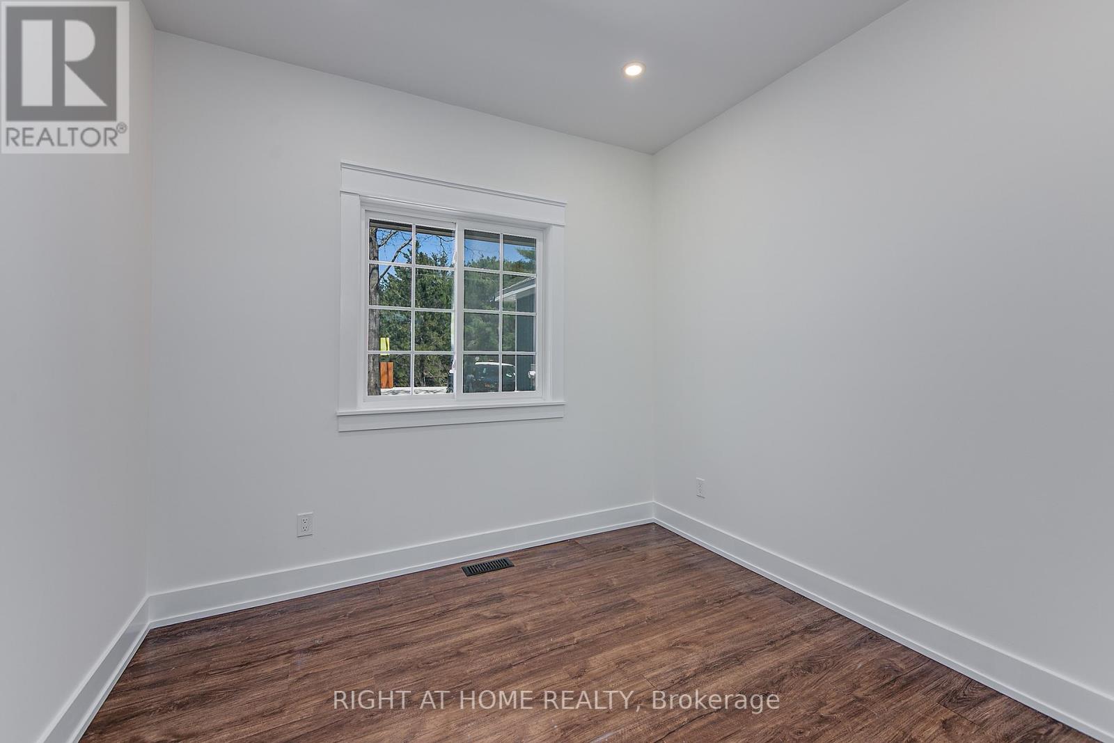 26 Mcleish Drive, Ramara, Ontario  L0K 1W0 - Photo 14 - X12687466