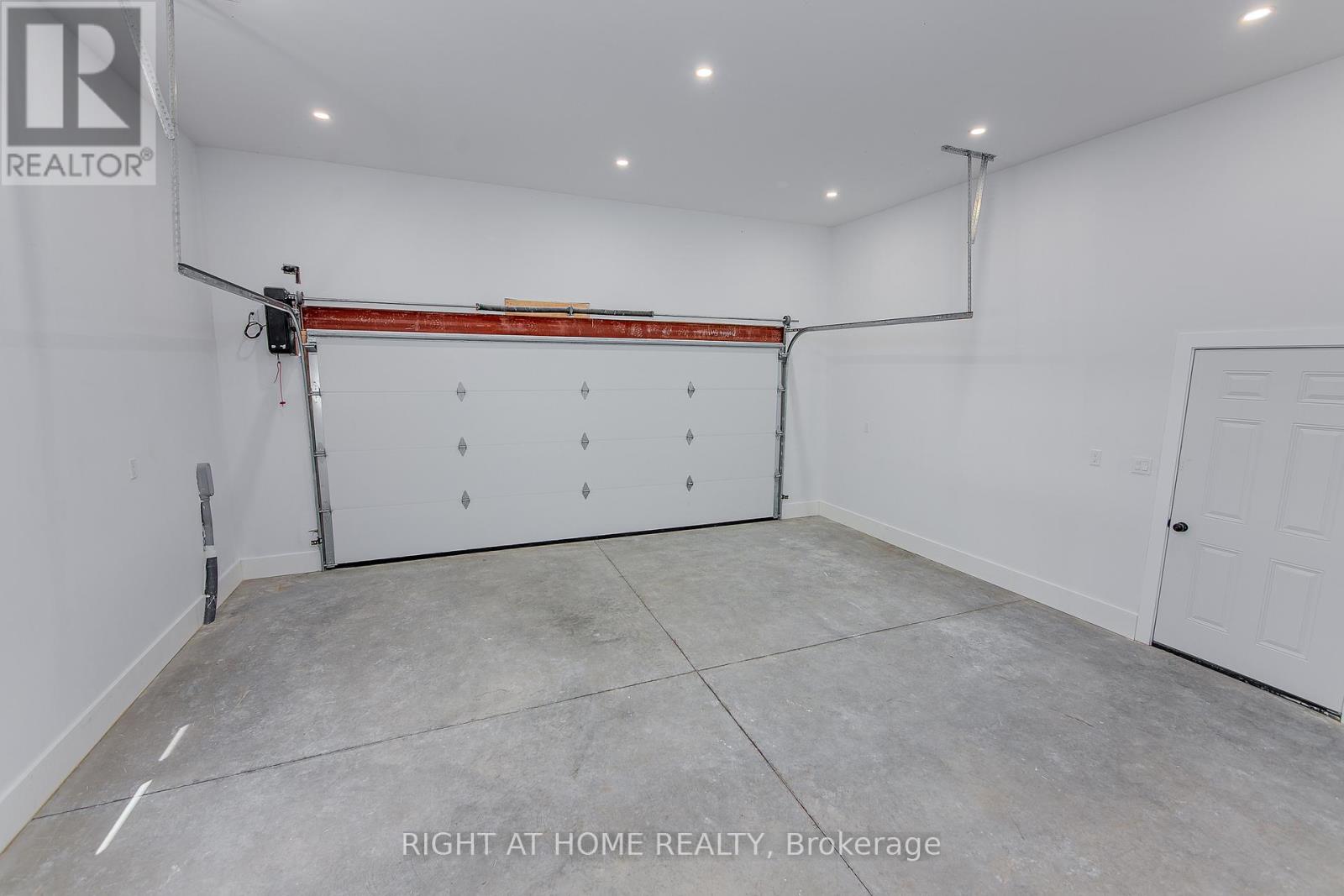 26 Mcleish Drive, Ramara, Ontario  L0K 1W0 - Photo 23 - X12687466