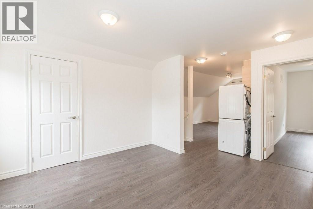 8 Roslin Avenue S Unit# A, Waterloo, Ontario  N2L 2G5 - Photo 10 - 40815921