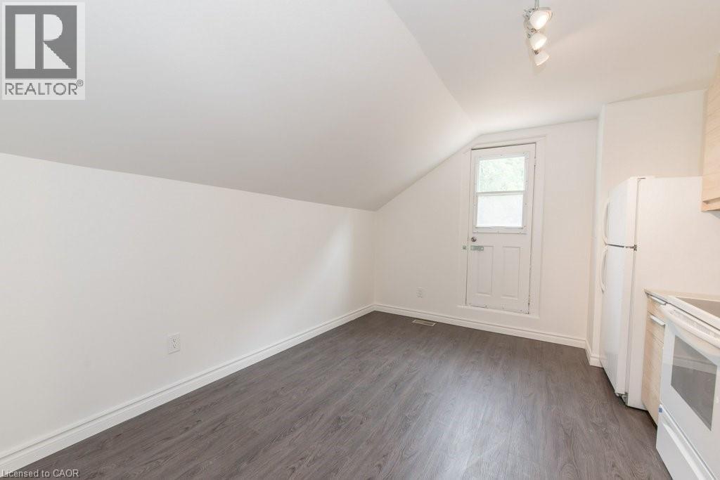 8 Roslin Avenue S Unit# A, Waterloo, Ontario  N2L 2G5 - Photo 13 - 40815921