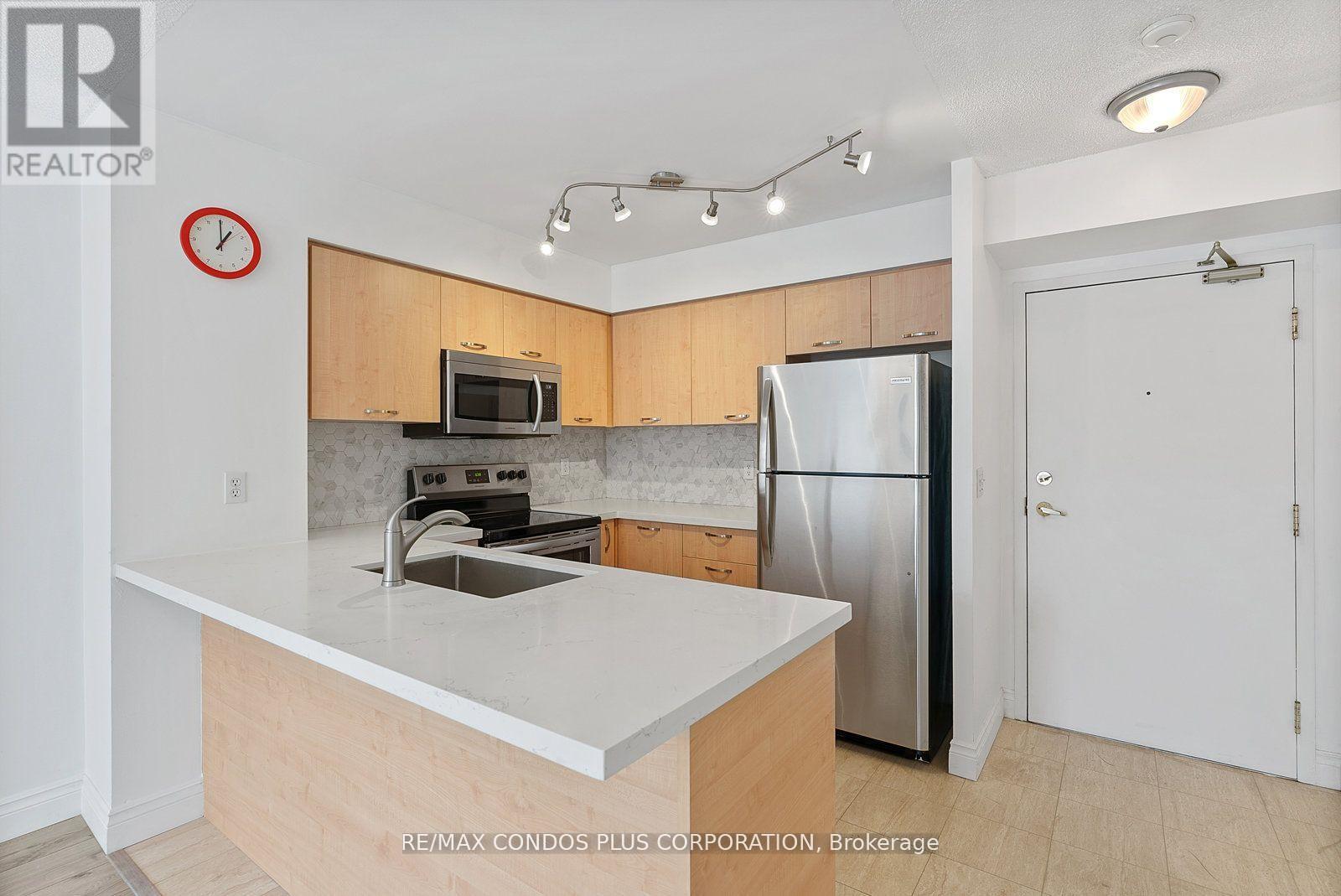 1007 - 55 Harrison Garden Boulevard, Toronto, Ontario  M2N 7G3 - Photo 3 - C12932784