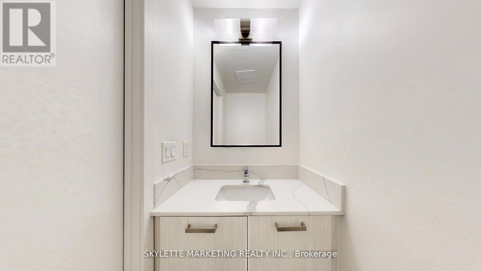 72 - 71 Curlew Drive, Toronto, Ontario  M3A 0B1 - Photo 10 - C12932802