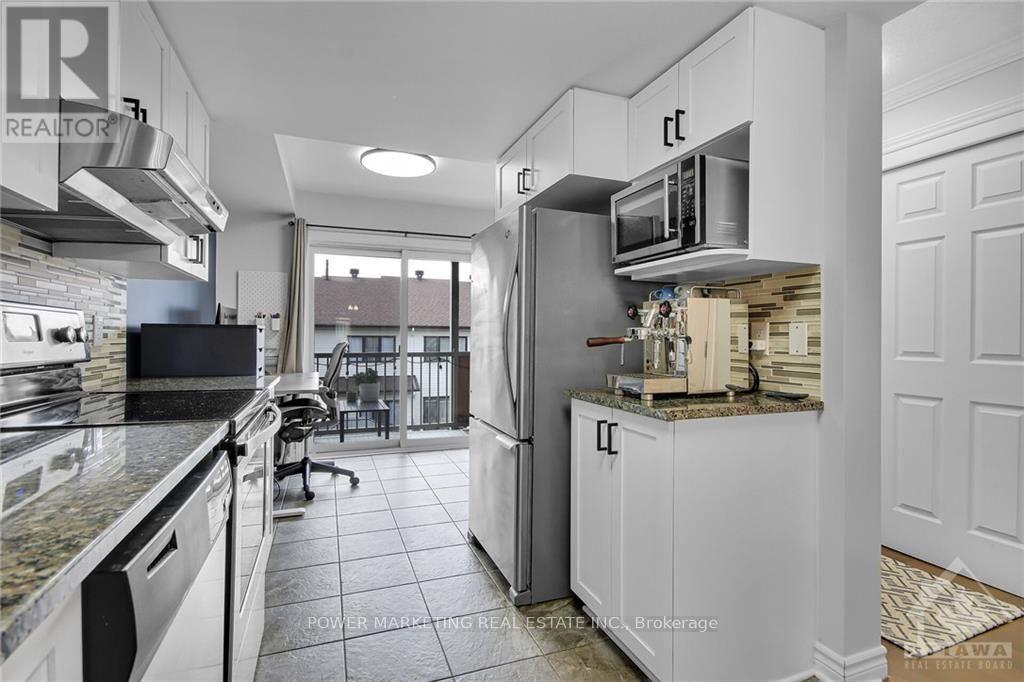 38 - 112 Bluestone Private, Ottawa, Ontario  K4A 0X7 - Photo 4 - X12932792