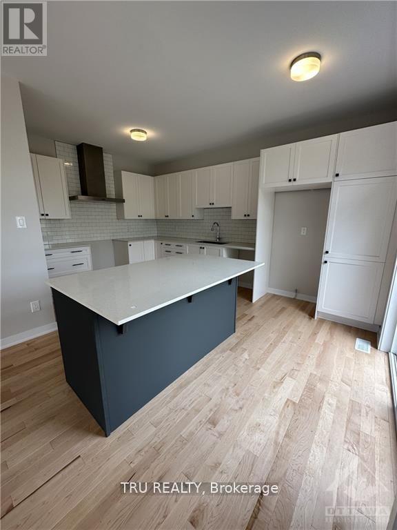 720 Eminence Street, Ottawa, Ontario  K2J 6X6 - Photo 6 - X12932794