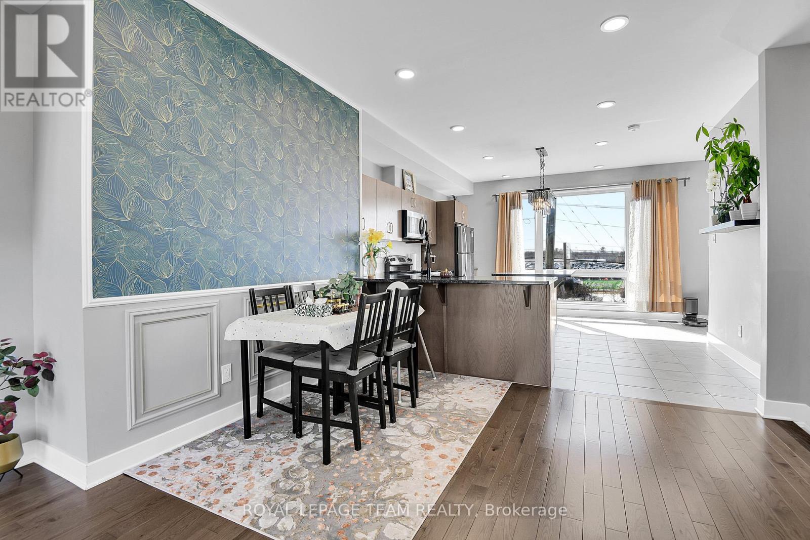 412 Terravita Private, Ottawa, Ontario  K1V 2R9 - Photo 11 - X12932796