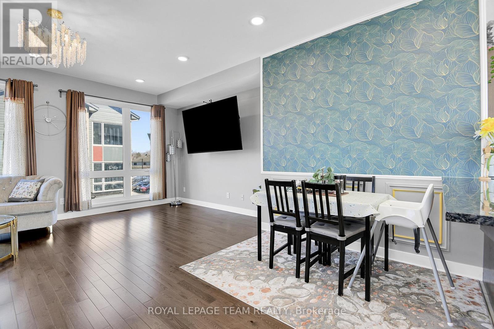 412 Terravita Private, Ottawa, Ontario  K1V 2R9 - Photo 12 - X12932796