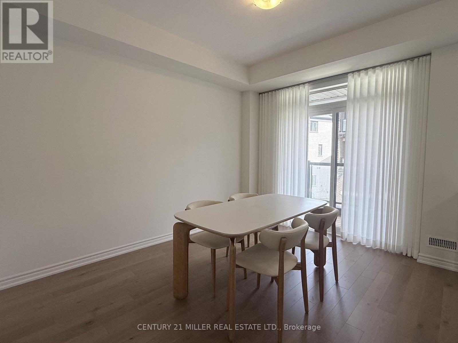 1134 Wheat Boom Drive, Oakville, Ontario  L6H 8C1 - Photo 12 - W12932786