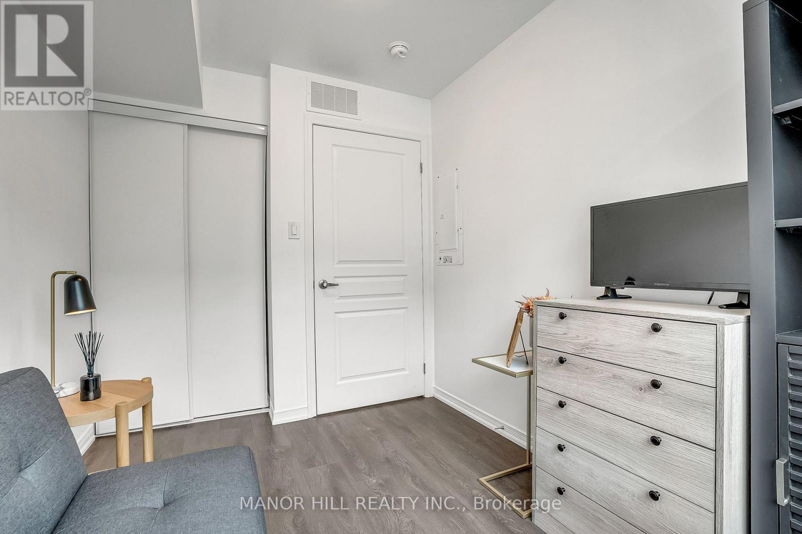 228 - 7 Applewood Lane, Toronto, Ontario  M9C 0C1 - Photo 29 - W12932800