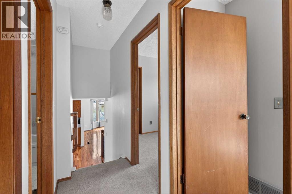 59 Taraglen Court NE, Calgary, Alberta  T3J 2M7 - Photo 22 - A2296094