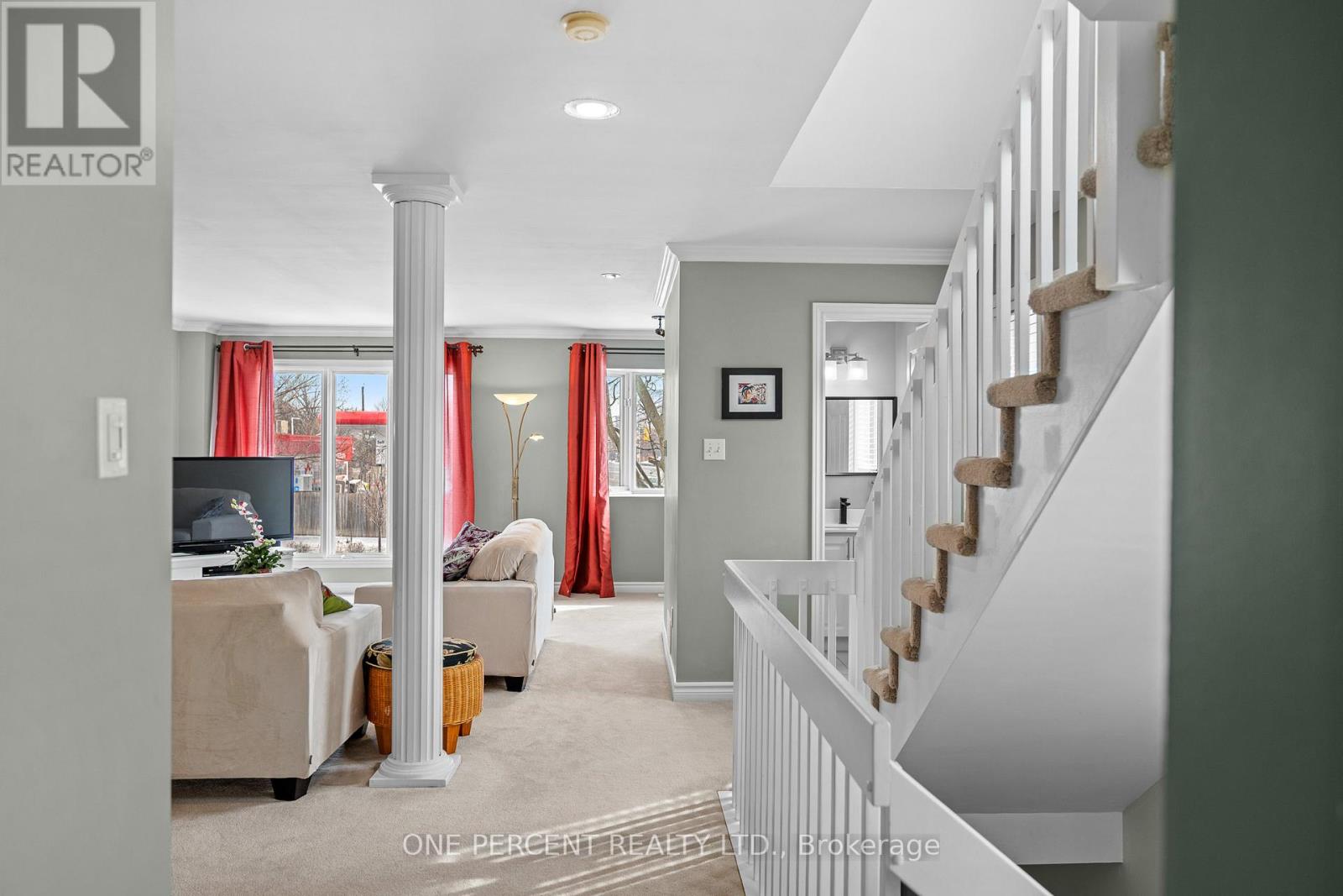 30 Maplehurst Avenue, Ottawa, Ontario  K2H 9G2 - Photo 10 - X12932816