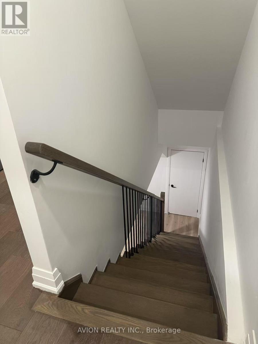 Main/basement - 15 Persica Street, Richmond Hill, Ontario  L4E 1L3 - Photo 7 - N12932804