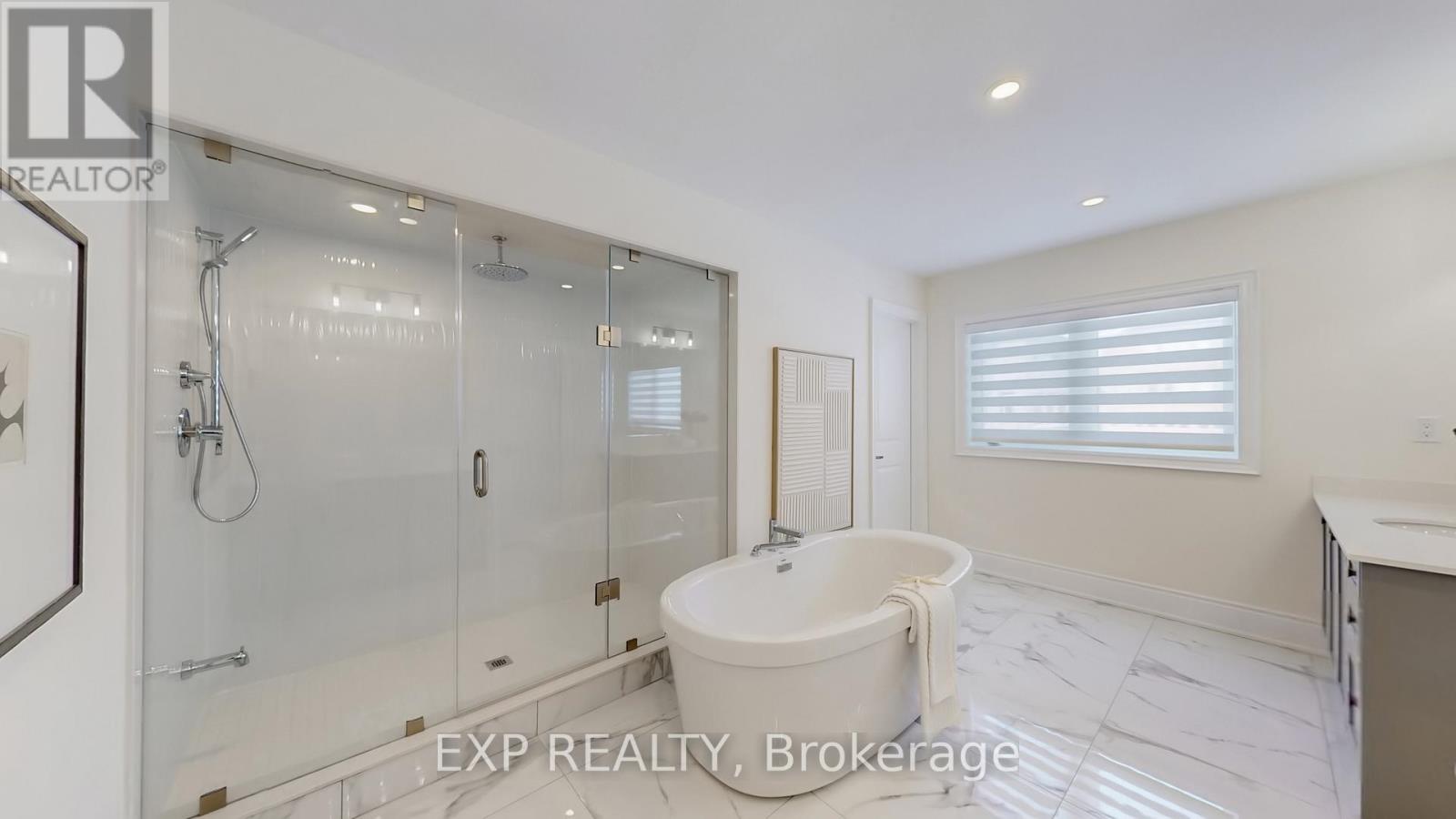 21 Fair Winds Lane, East Gwillimbury, Ontario  L9N 0V5 - Photo 27 - N12932820