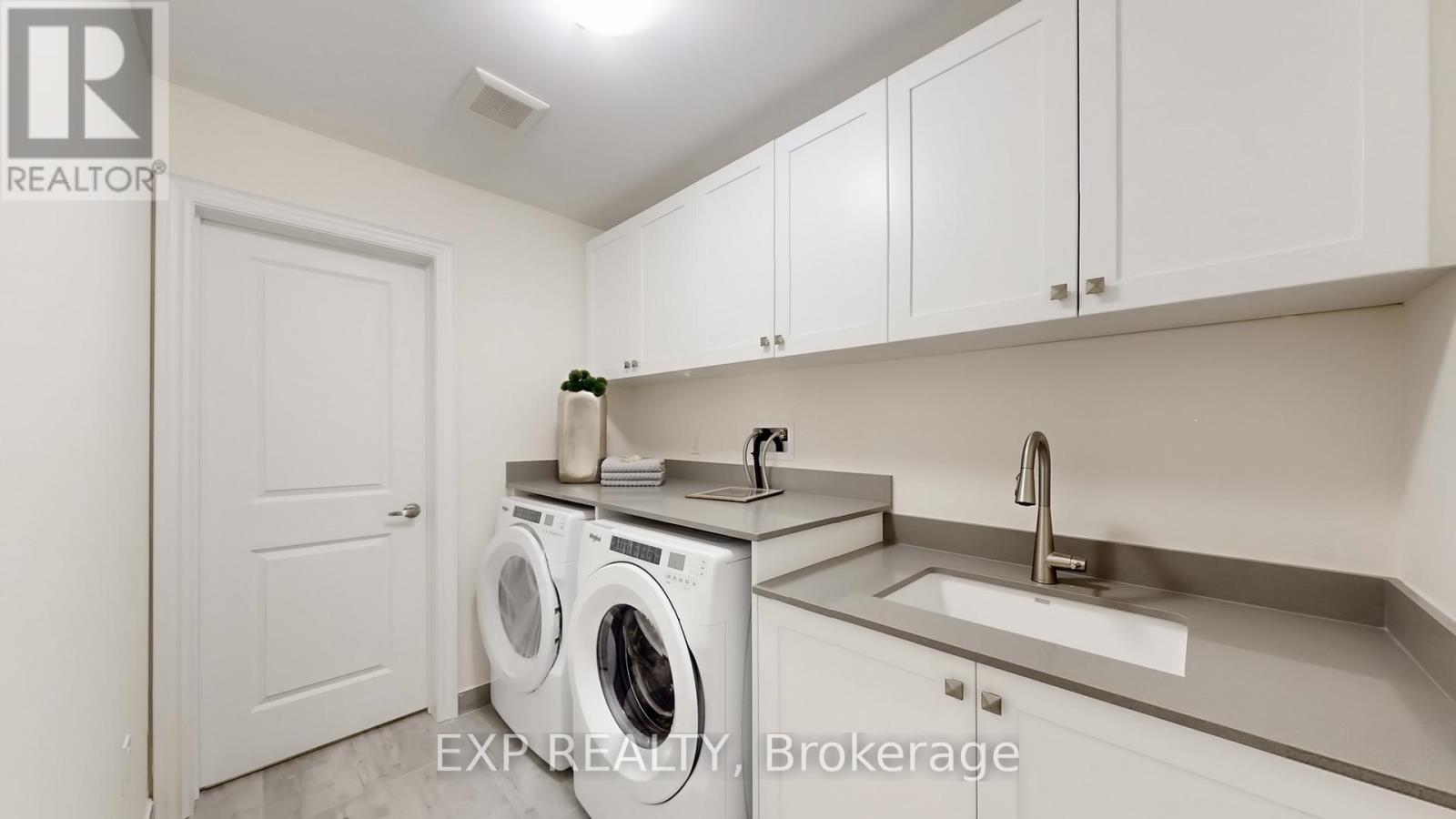 21 Fair Winds Lane, East Gwillimbury, Ontario  L9N 0V5 - Photo 43 - N12932820