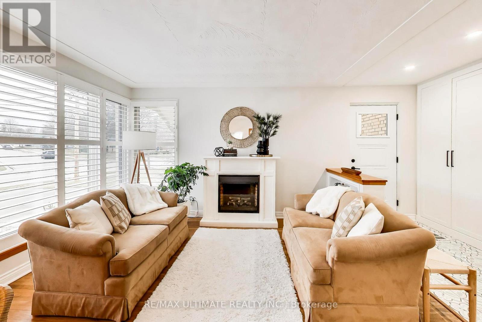 214 RIVERPLACE CRESCENT, Milton, Ontario