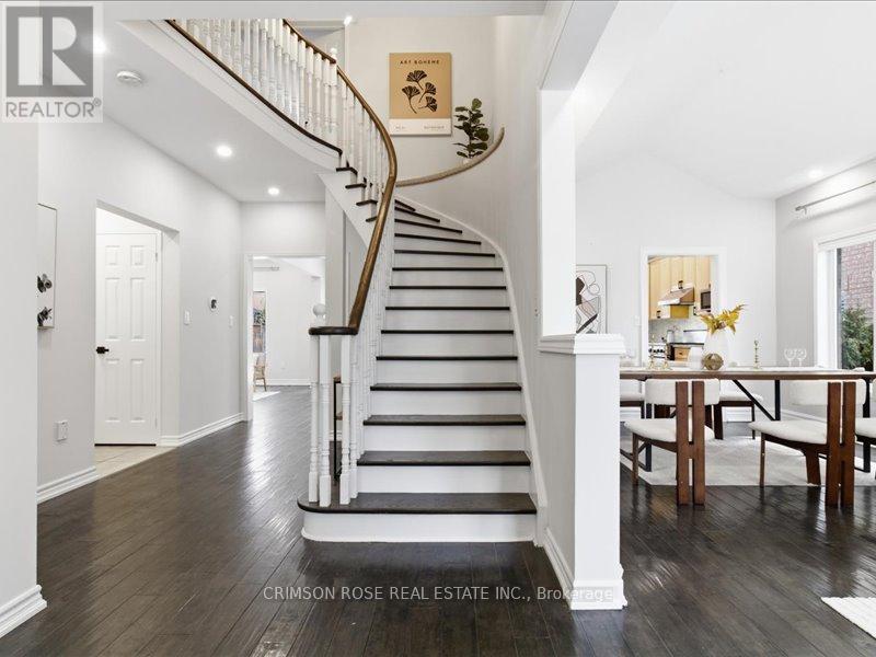 2355 Woodridge Way, Oakville, Ontario  L6H 6S3 - Photo 3 - W12932814