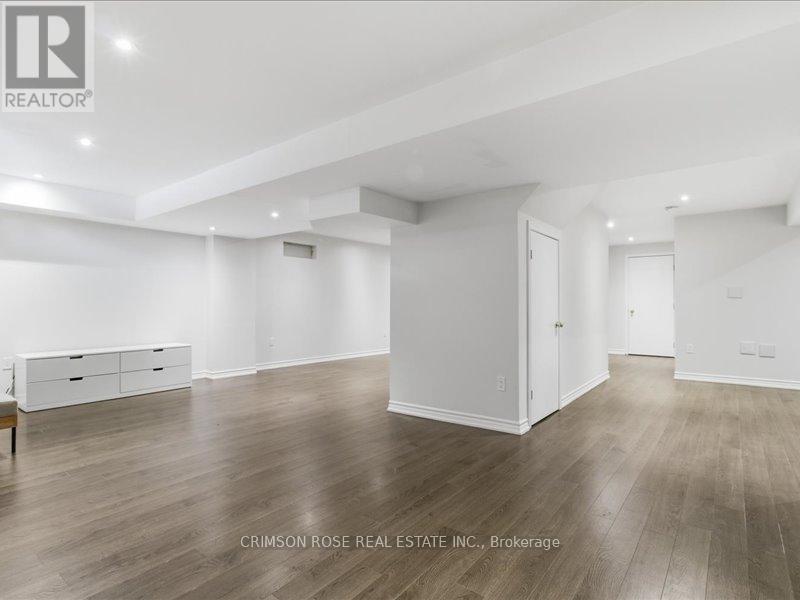 2355 Woodridge Way, Oakville, Ontario  L6H 6S3 - Photo 33 - W12932814